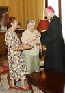 Almudi.org - Madres de sacerdotes con Mons. Carlos Osoro